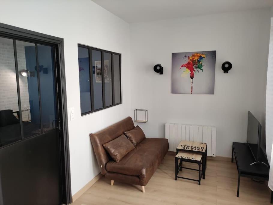 L'Atelier De L'Artiste - Moulins Coeur De Ville Extérieur photo